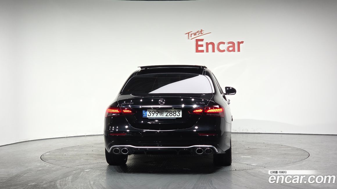 Mercedes-Benz E-Class 2021