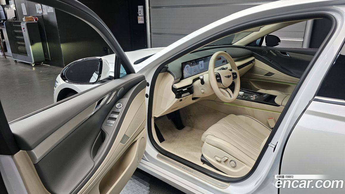 Genesis G80 2025