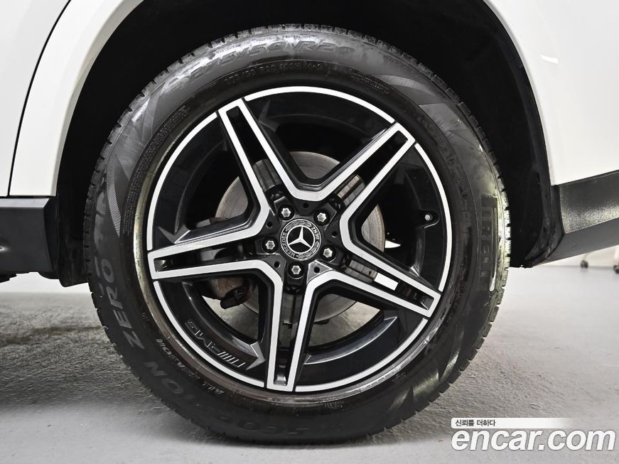 Mercedes-Benz GLE-Class 2021