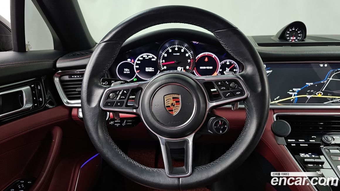 Porsche Panamera 2019