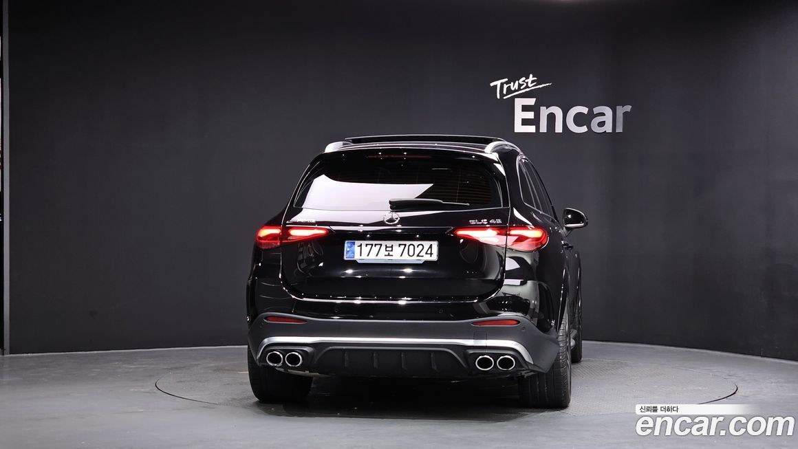 Mercedes-Benz GLC-Class 2024