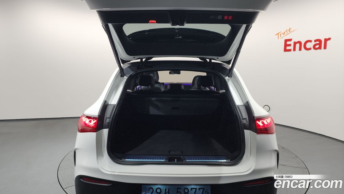 Mercedes-Benz EQE 2023