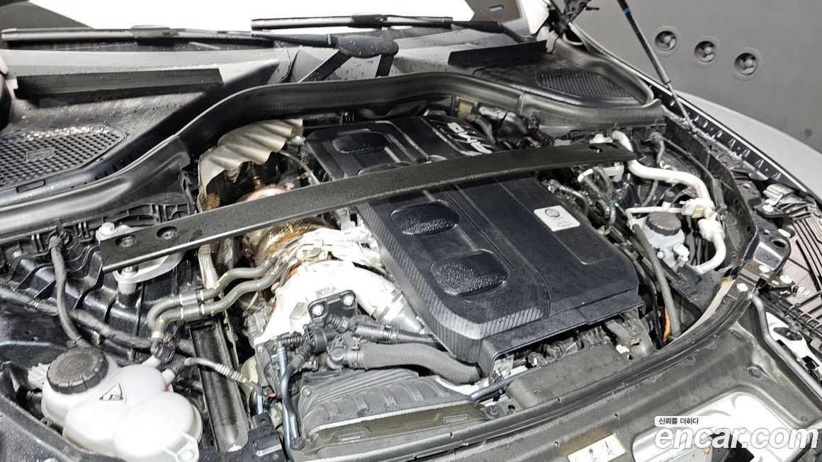 Mercedes-Benz GLC-Class 2024