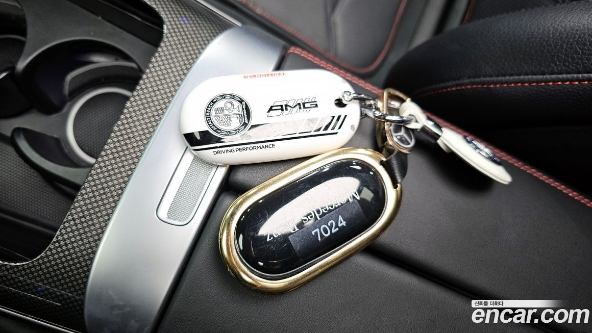 Mercedes-Benz GLC-Class 2024