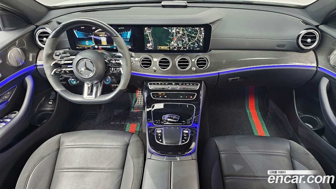 Mercedes-Benz E-Class 2022