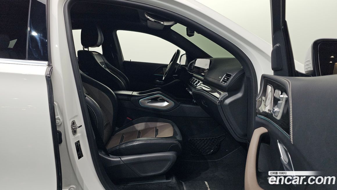 Mercedes-Benz GLE-Class 2021