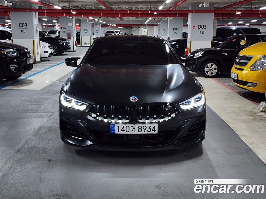 BMW 8-Series 2023