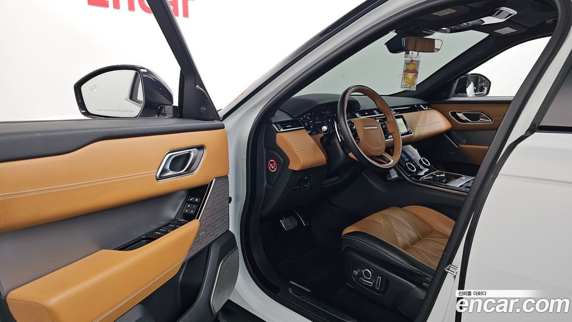 Land Rover Range Rover Velar 2020