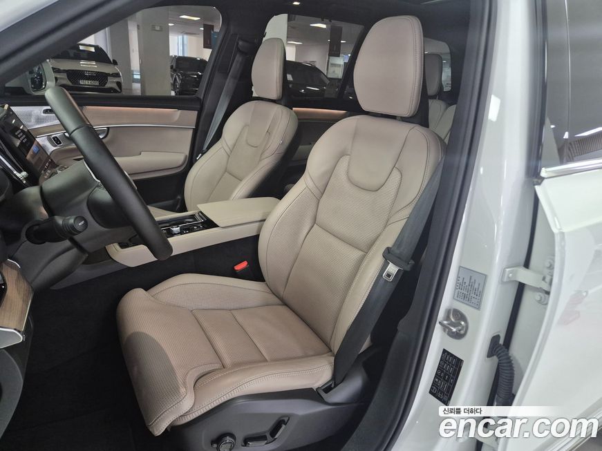 Volvo XC90 2026