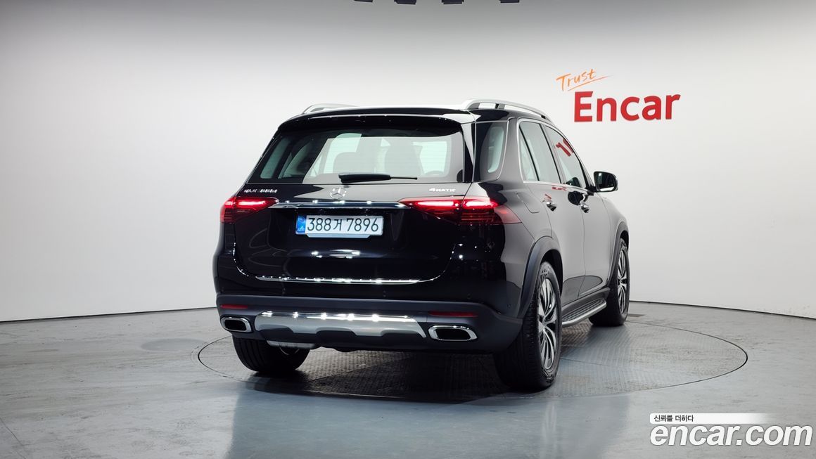 Mercedes-Benz GLE-Class 2026