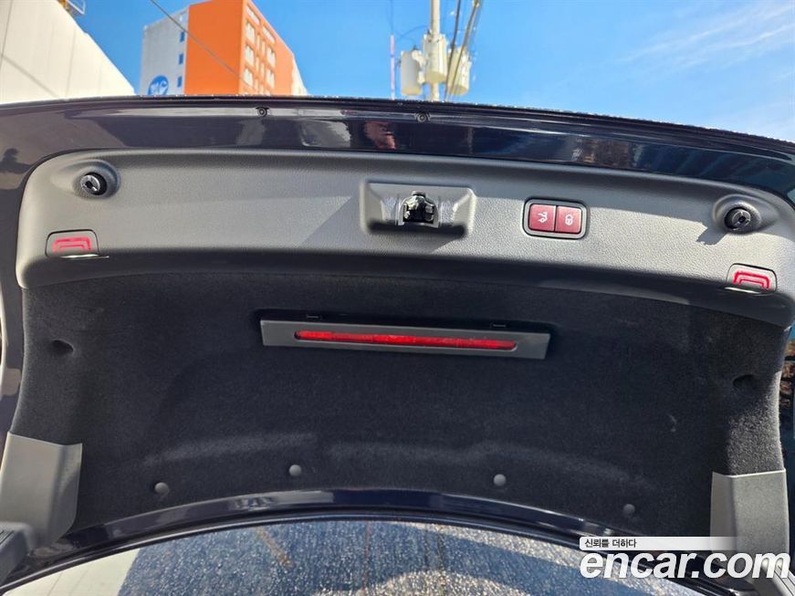 Mercedes-Benz S-Class 2023