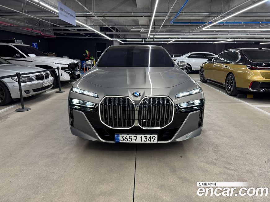 BMW 7-Series 2024
