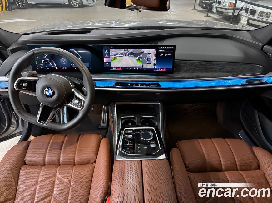 BMW 7-Series 2024