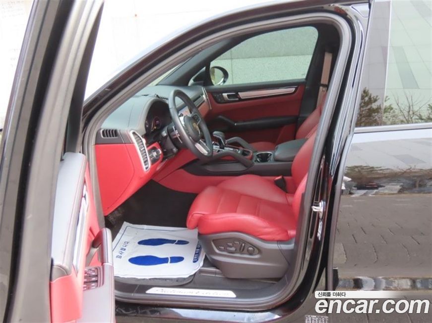 Porsche Cayenne 2022