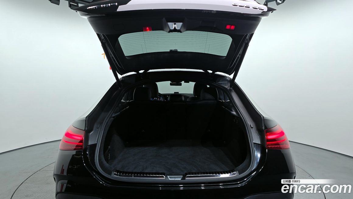 Mercedes-Benz GLE-Class 2025