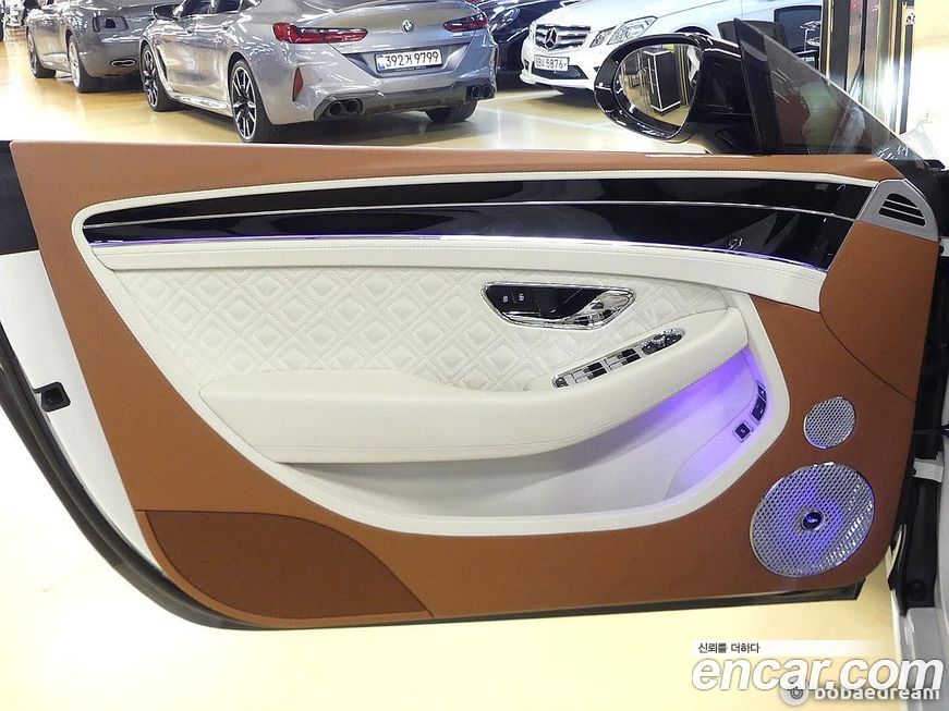 Bentley Continental 2023