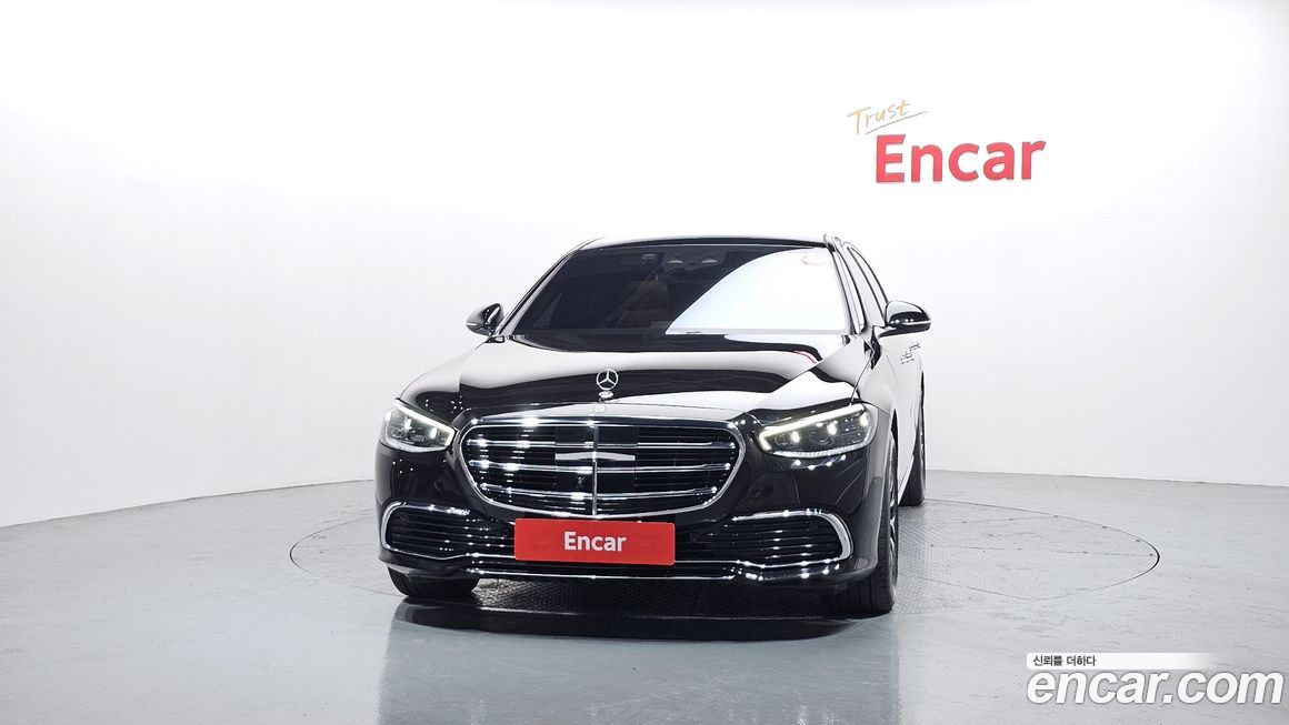 Mercedes-Benz S-Class 2023