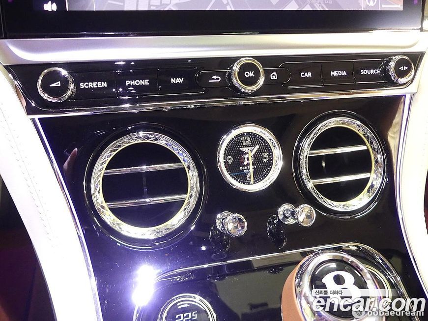 Bentley Continental 2023