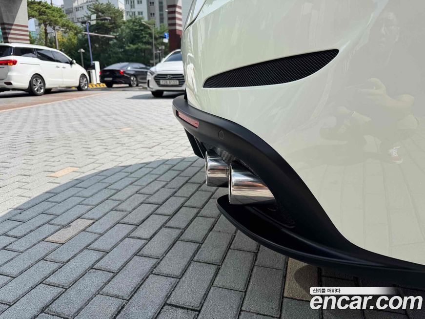 Ferrari GTC4 Lusso 2020