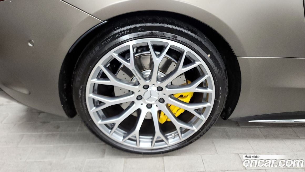 Mercedes-Benz SL-Class 2023