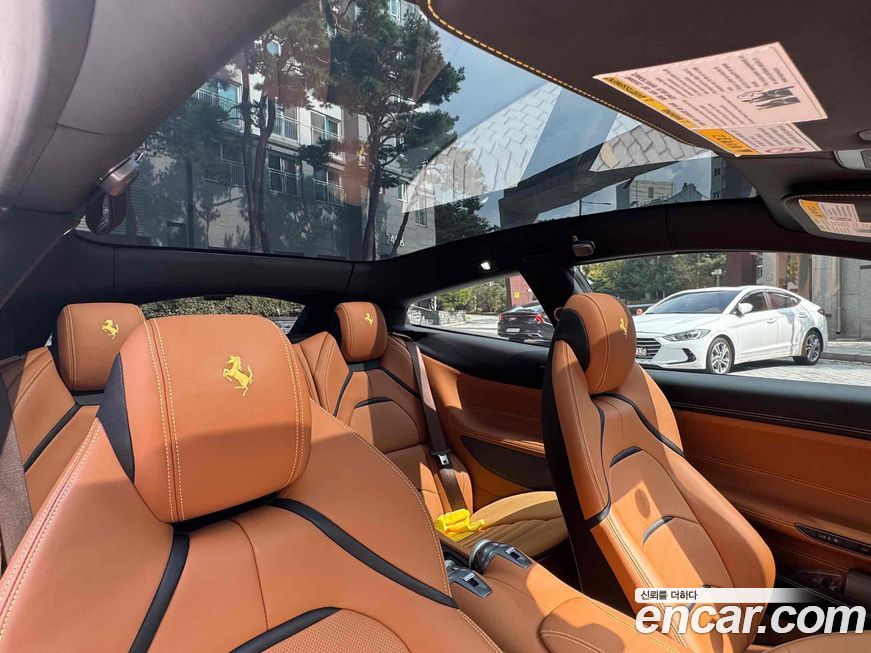 Ferrari GTC4 Lusso 2020