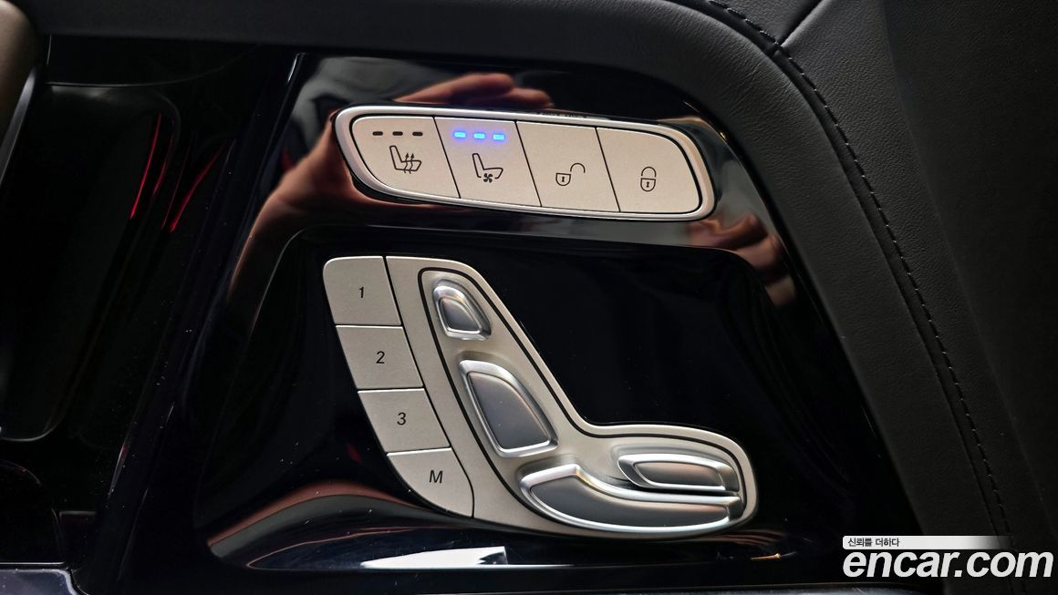 Mercedes-Benz G-Class 2021