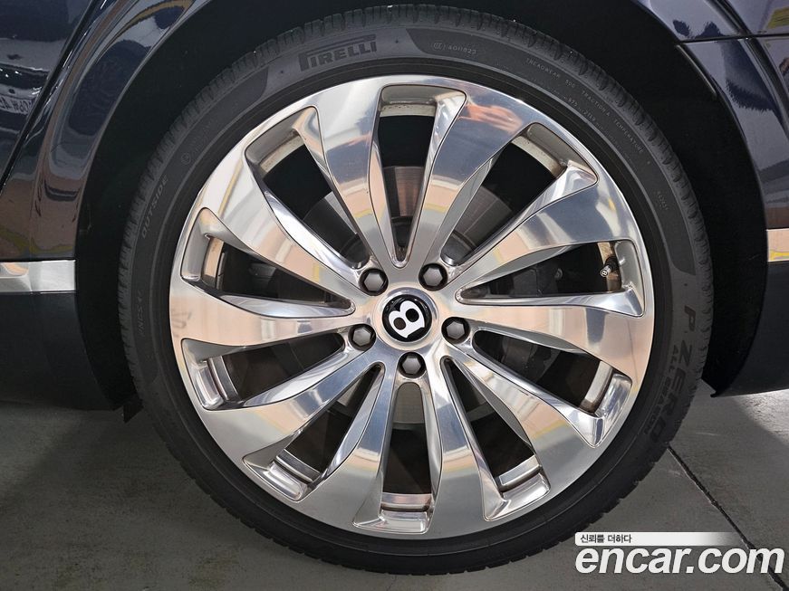 Bentley Flying Spur 2022