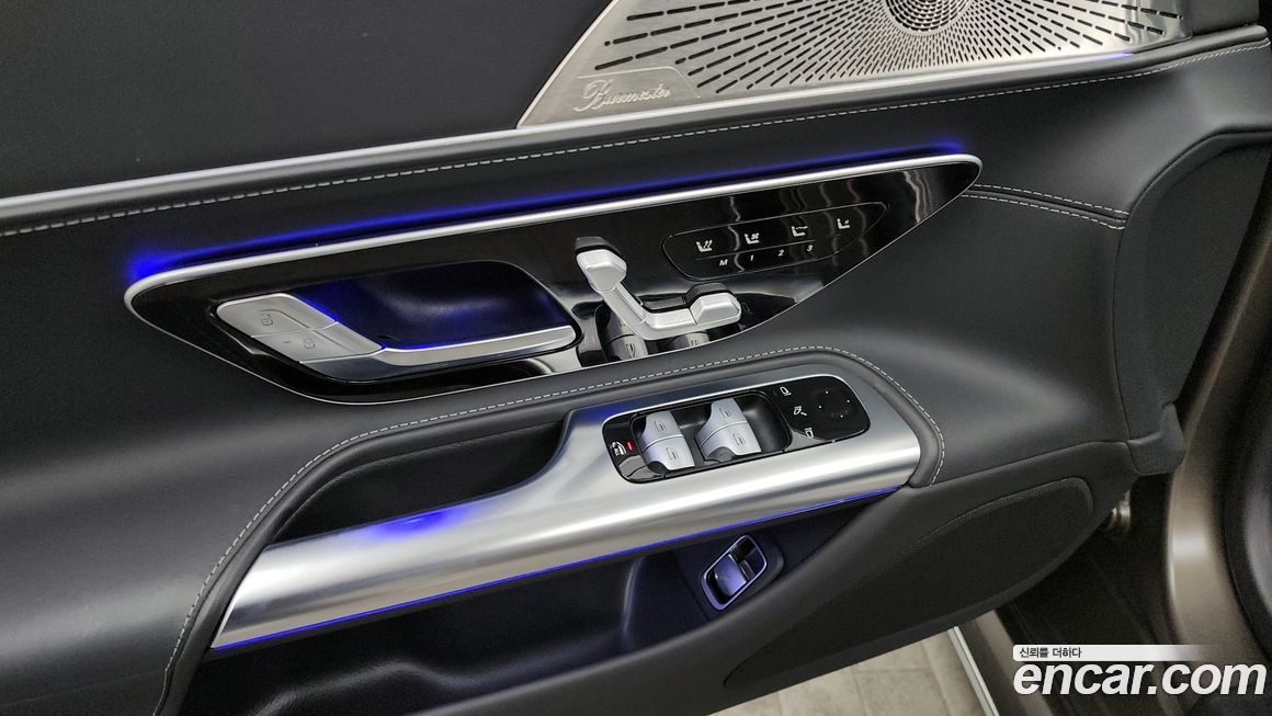 Mercedes-Benz SL-Class 2023