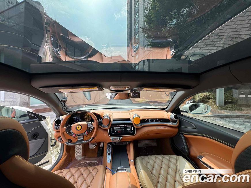 Ferrari GTC4 Lusso 2020