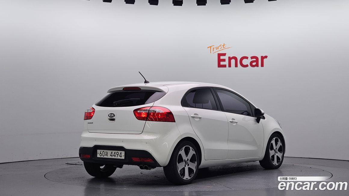 Kia pride 2014