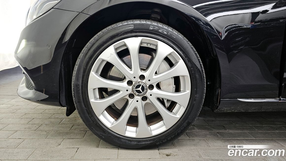 Mercedes-Benz E-Class 2019