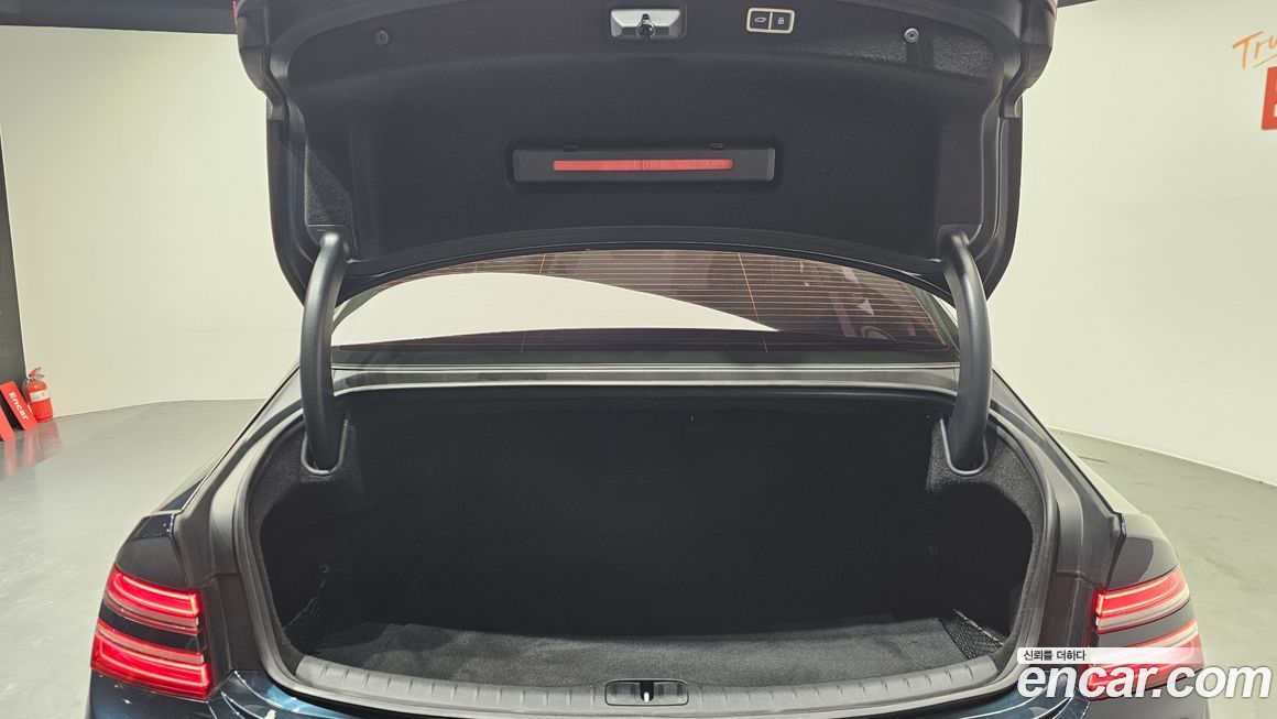 Genesis G80 2021