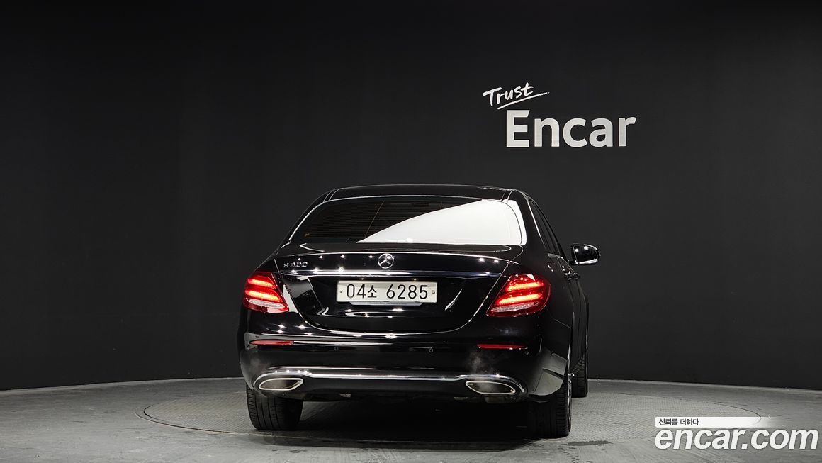 Mercedes-Benz E-Class 2017