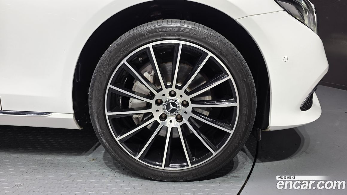 Mercedes-Benz E-Class 2019