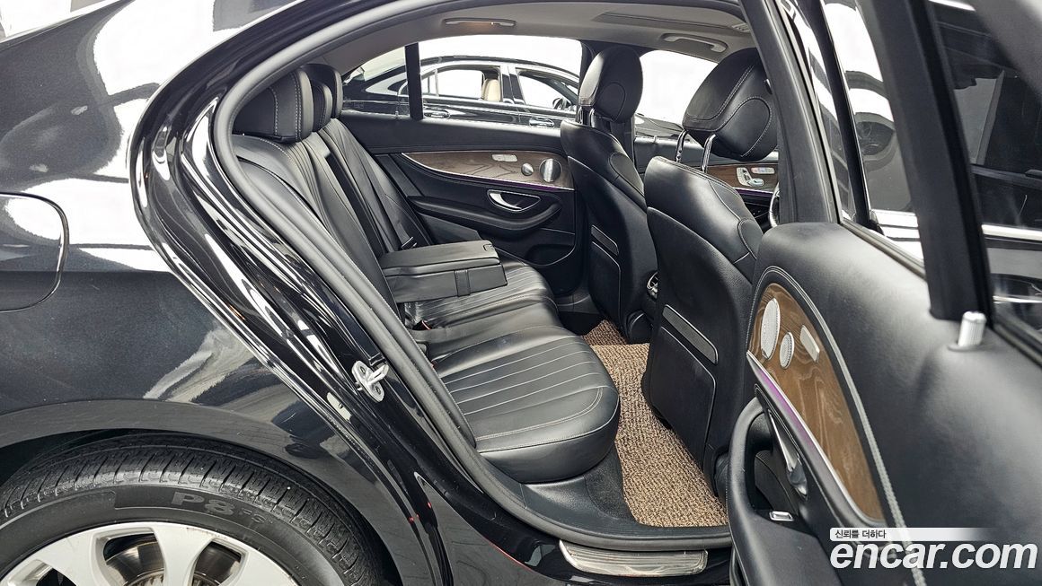 Mercedes-Benz E-Class 2019