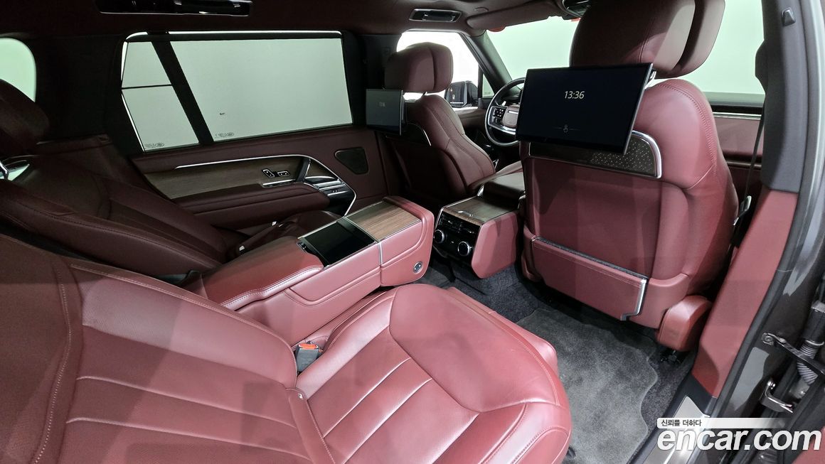 Land Rover Range Rover 2024