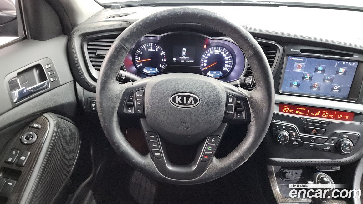 Kia K5 2011