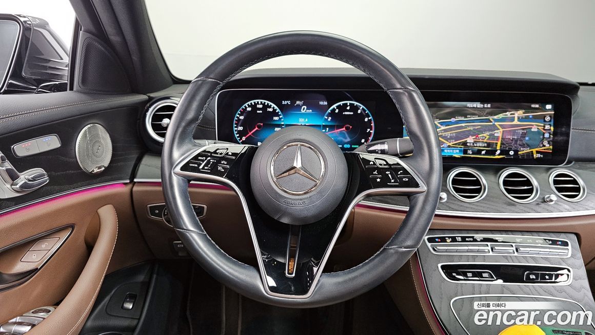 Mercedes-Benz E-Class 2021