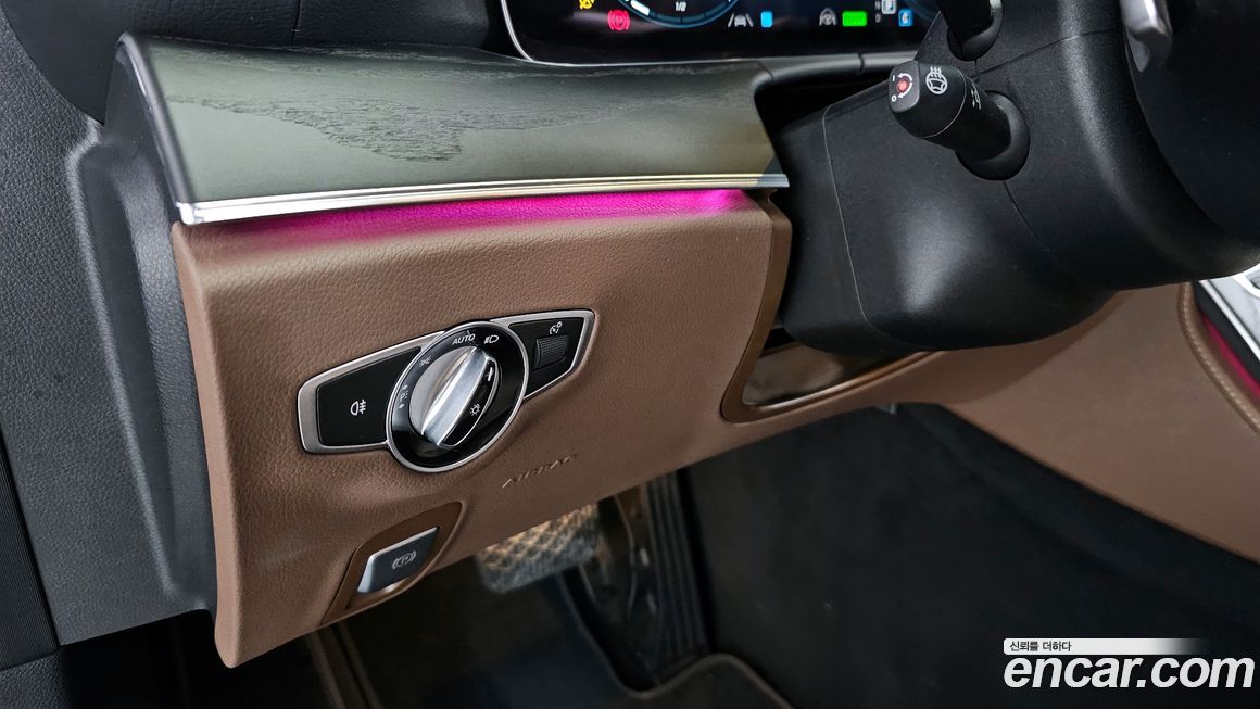 Mercedes-Benz E-Class 2021