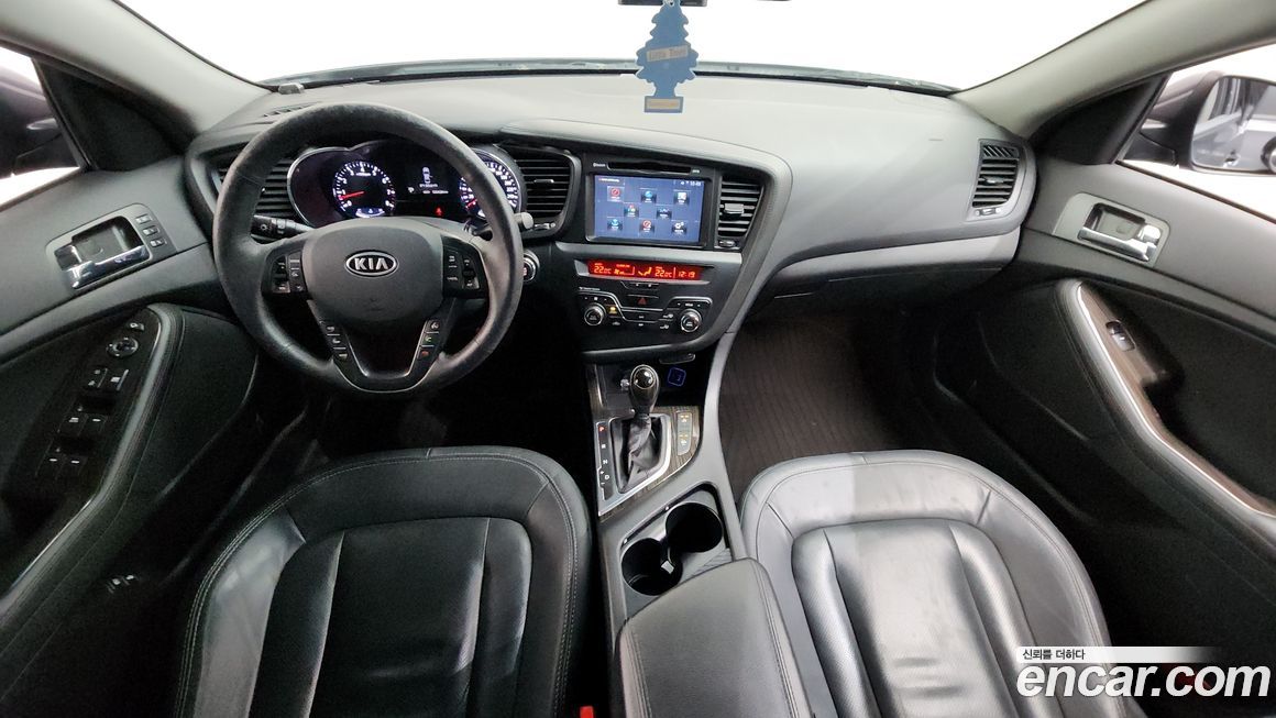 Kia K5 2011