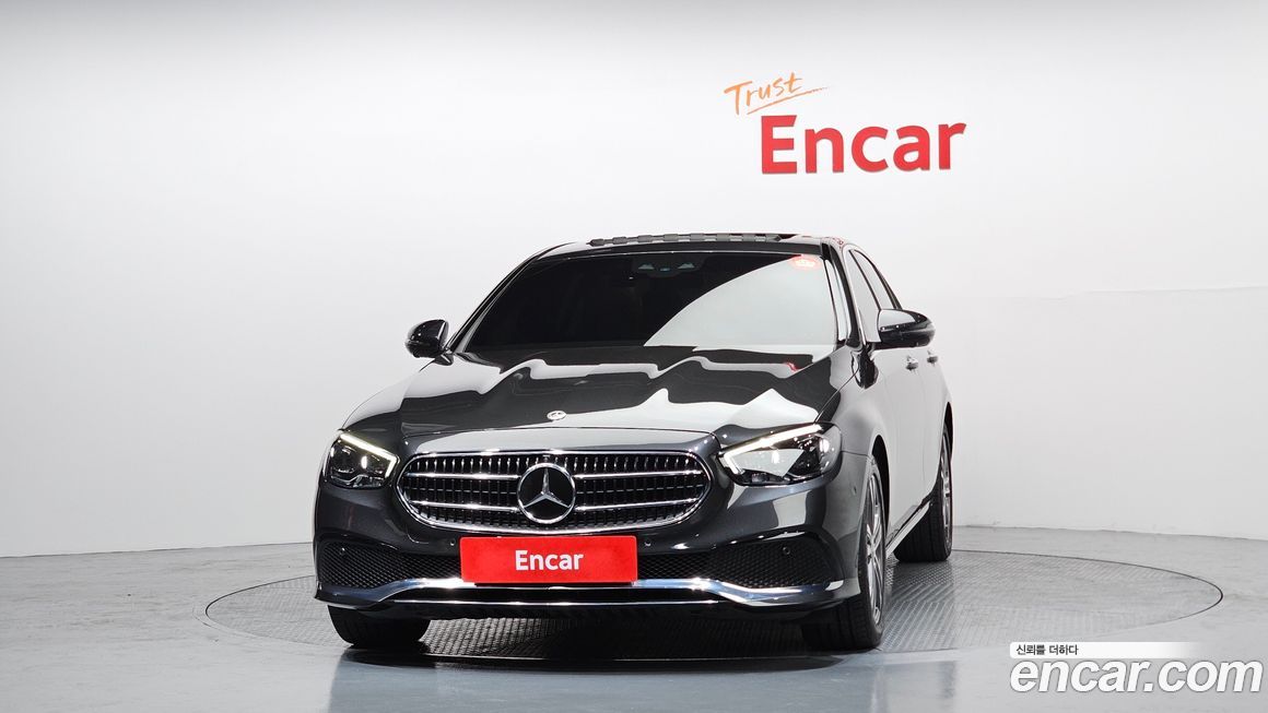 Mercedes-Benz E-Class 2021