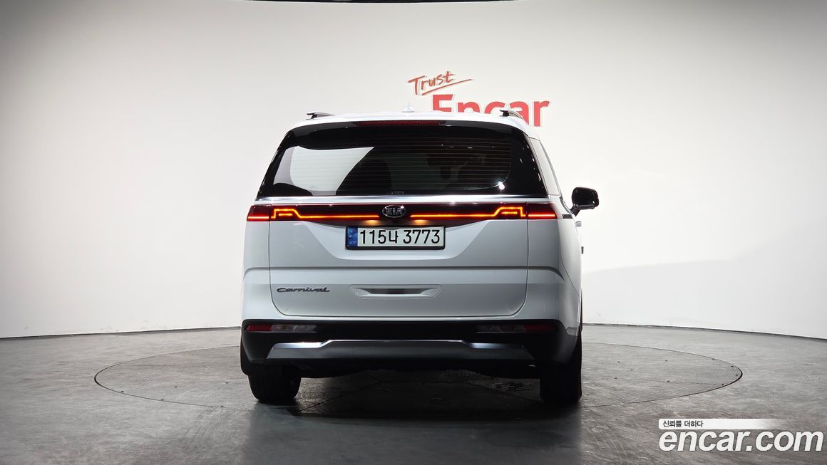 Kia Canival 2021