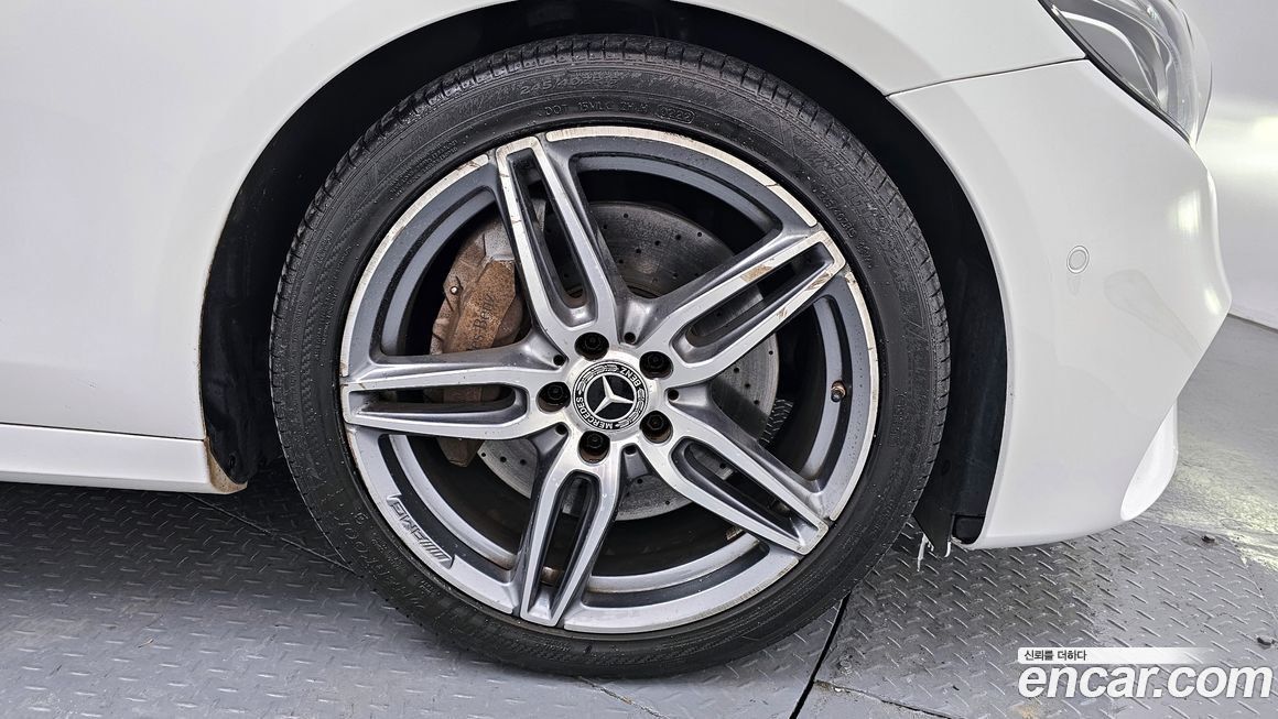 Mercedes-Benz E-Class 2019