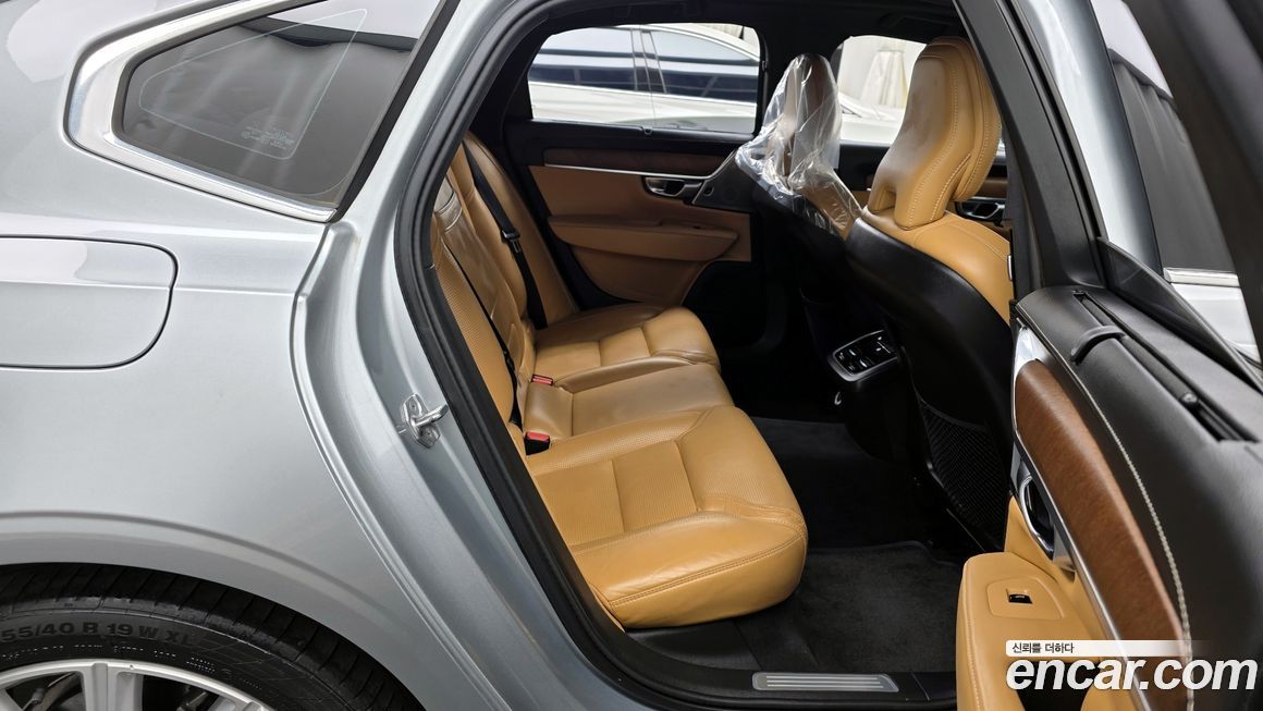 Volvo S90 2019