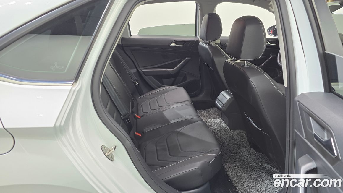 Volkswagen Jetta 2023