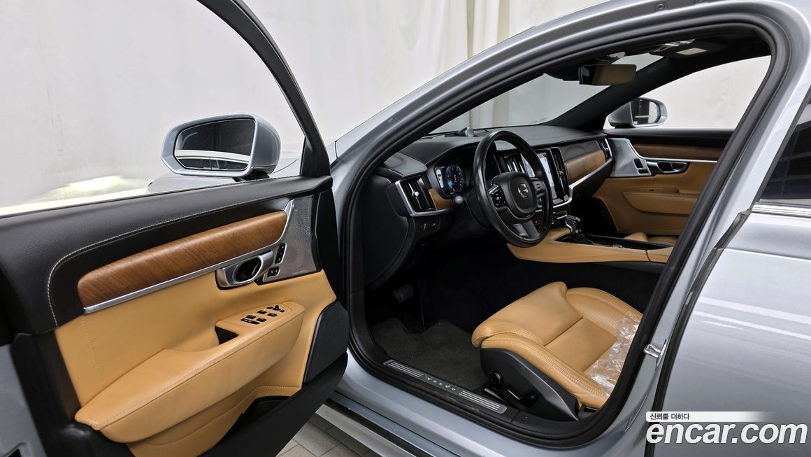 Volvo S90 2019