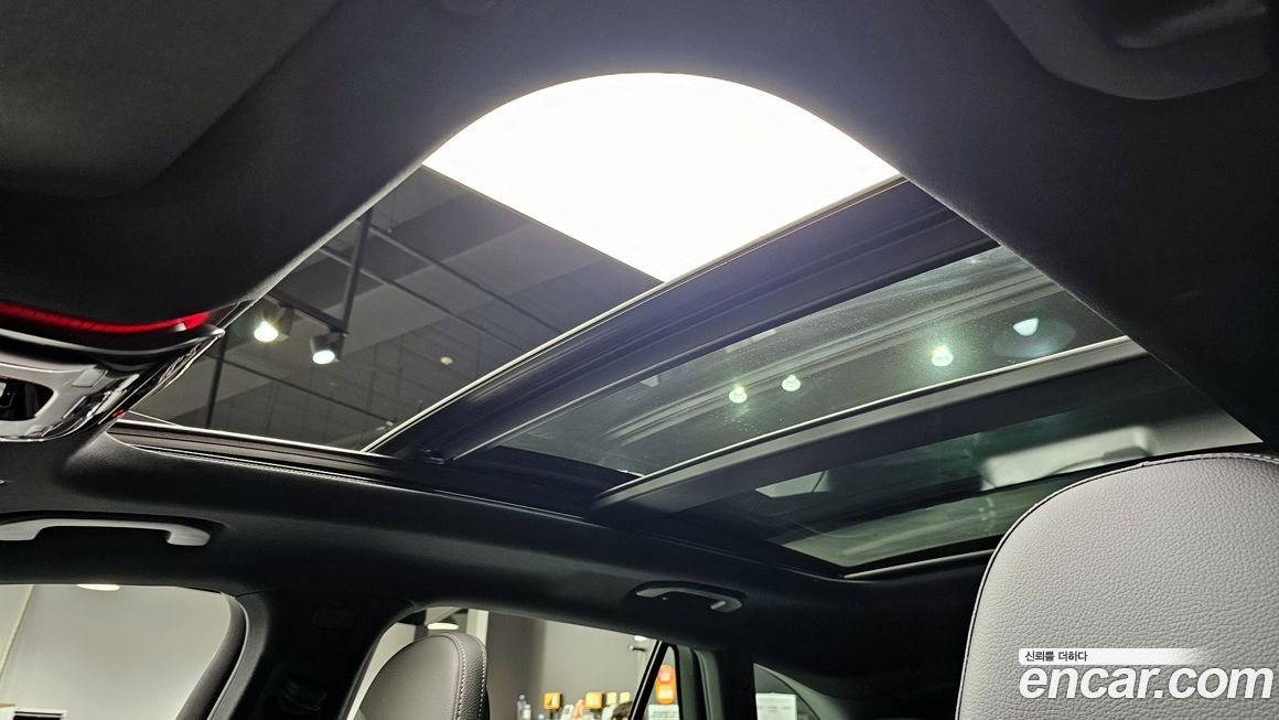 Mercedes-Benz GLC-Class 2025