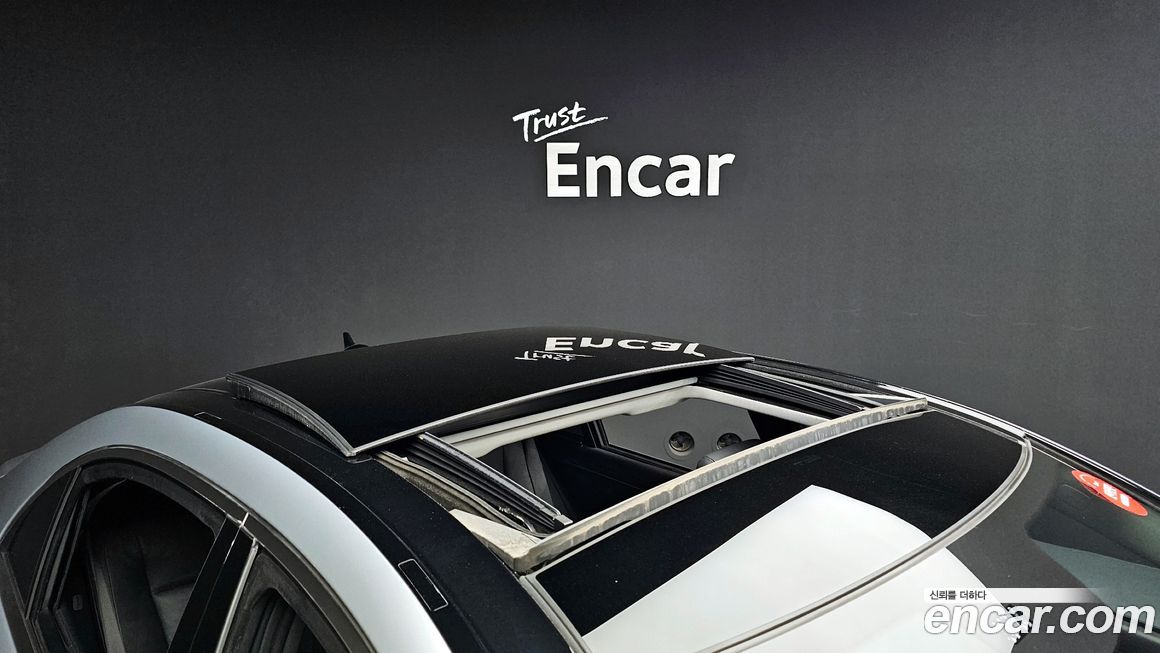 Mercedes-Benz S-Class 2010