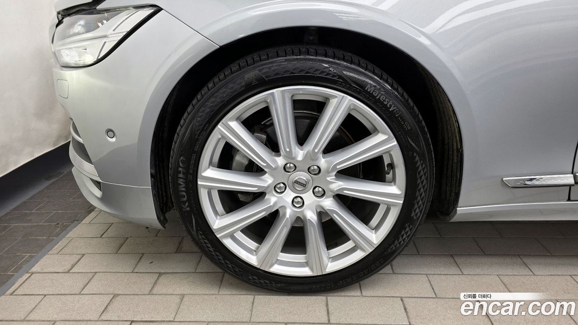 Volvo S90 2019