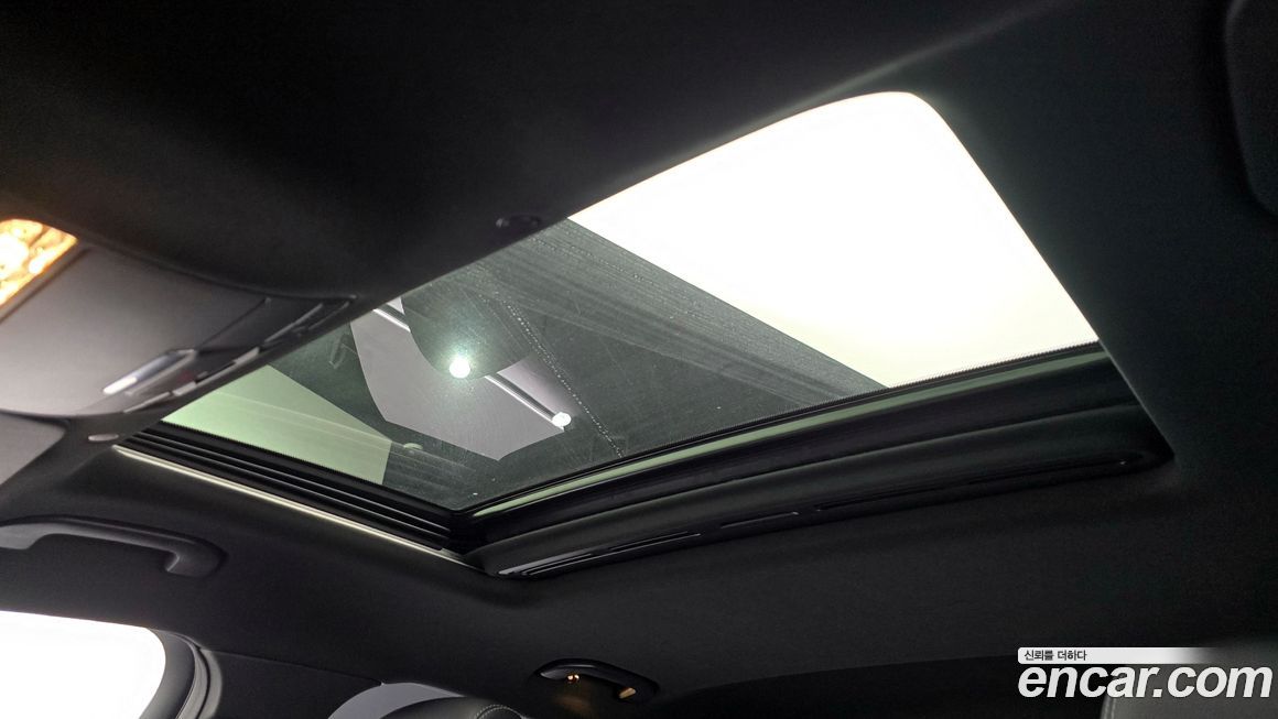 Mercedes-Benz GLC-Class 2021